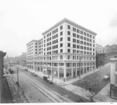 The Central Building, 1908; Courtesy of the University of Washington Libraries, Special Collections, A. Curtis 11038. 